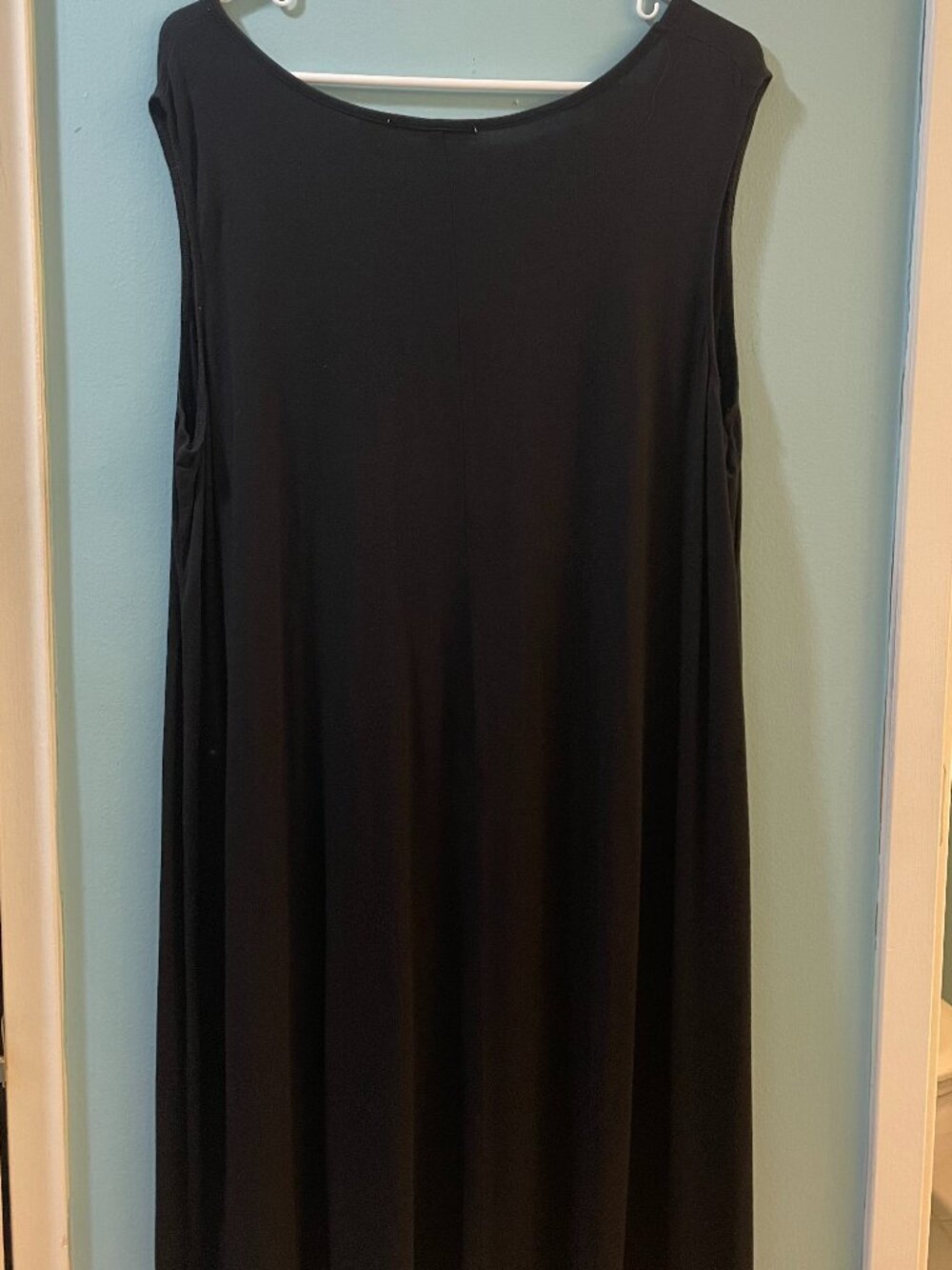 Black Sleeveless Jersey Dress, 2x, Never Worn - Picture 2 of 2